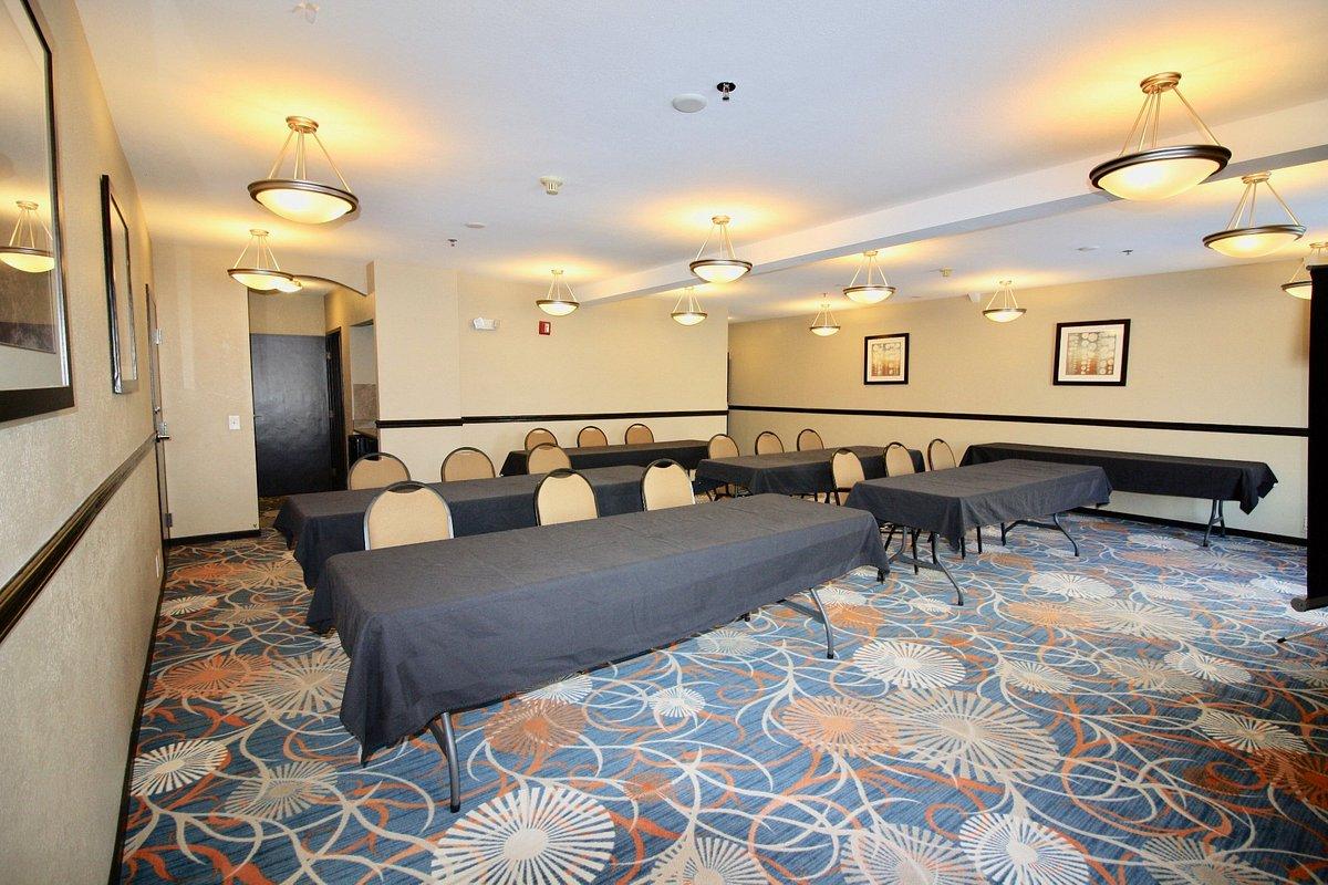 Spark By Hilton La Crosse Onalaska Bagian luar foto